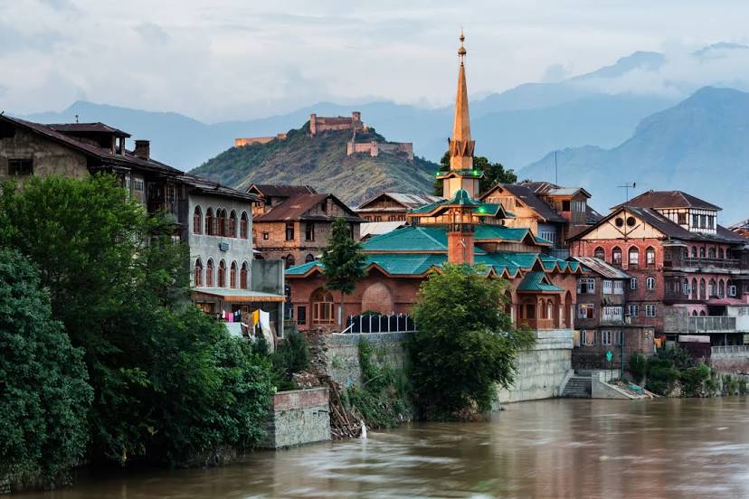 srinagar tour and travel